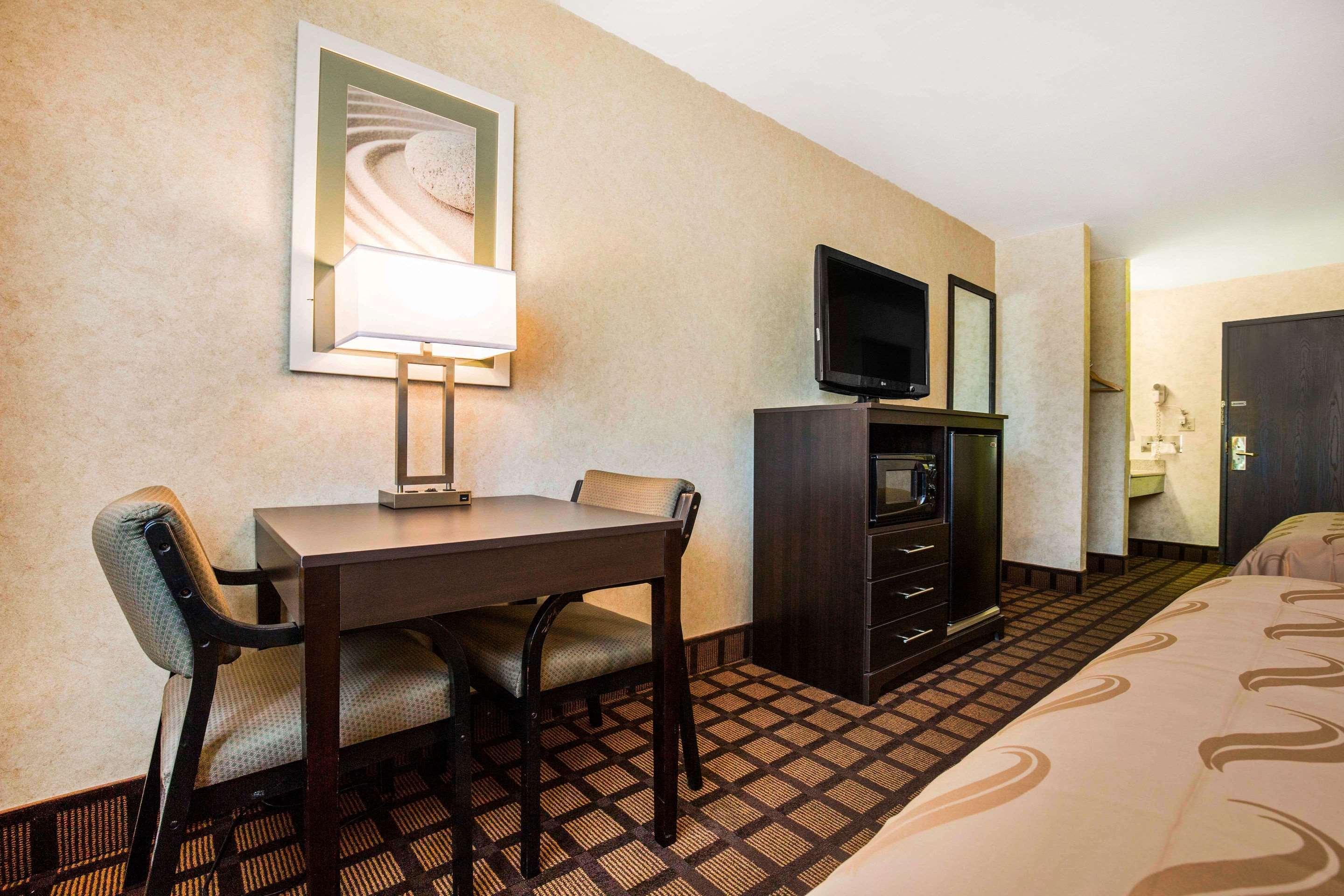 Quality Inn Monee I-57 Exterior photo