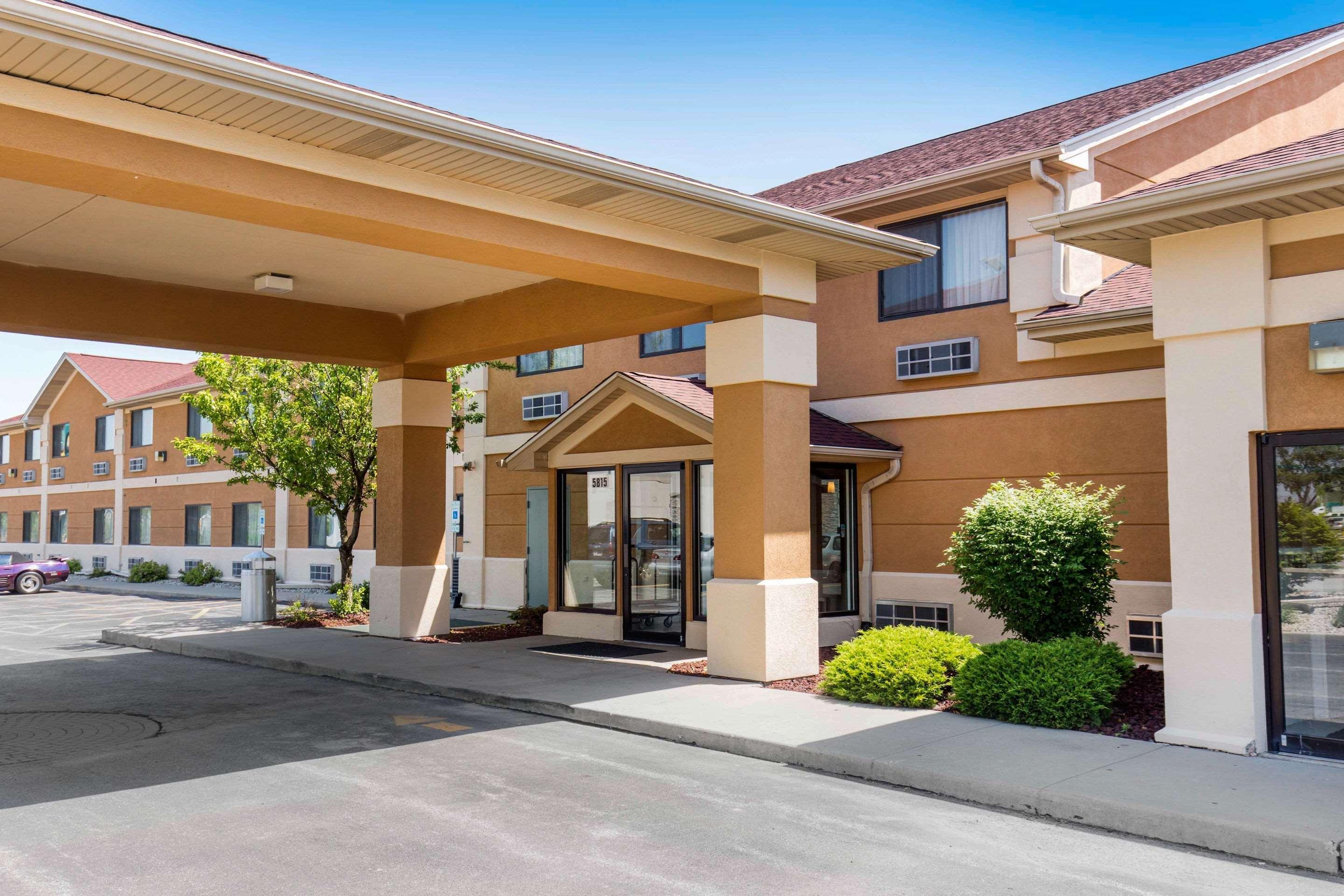 Quality Inn Monee I-57 Exterior photo