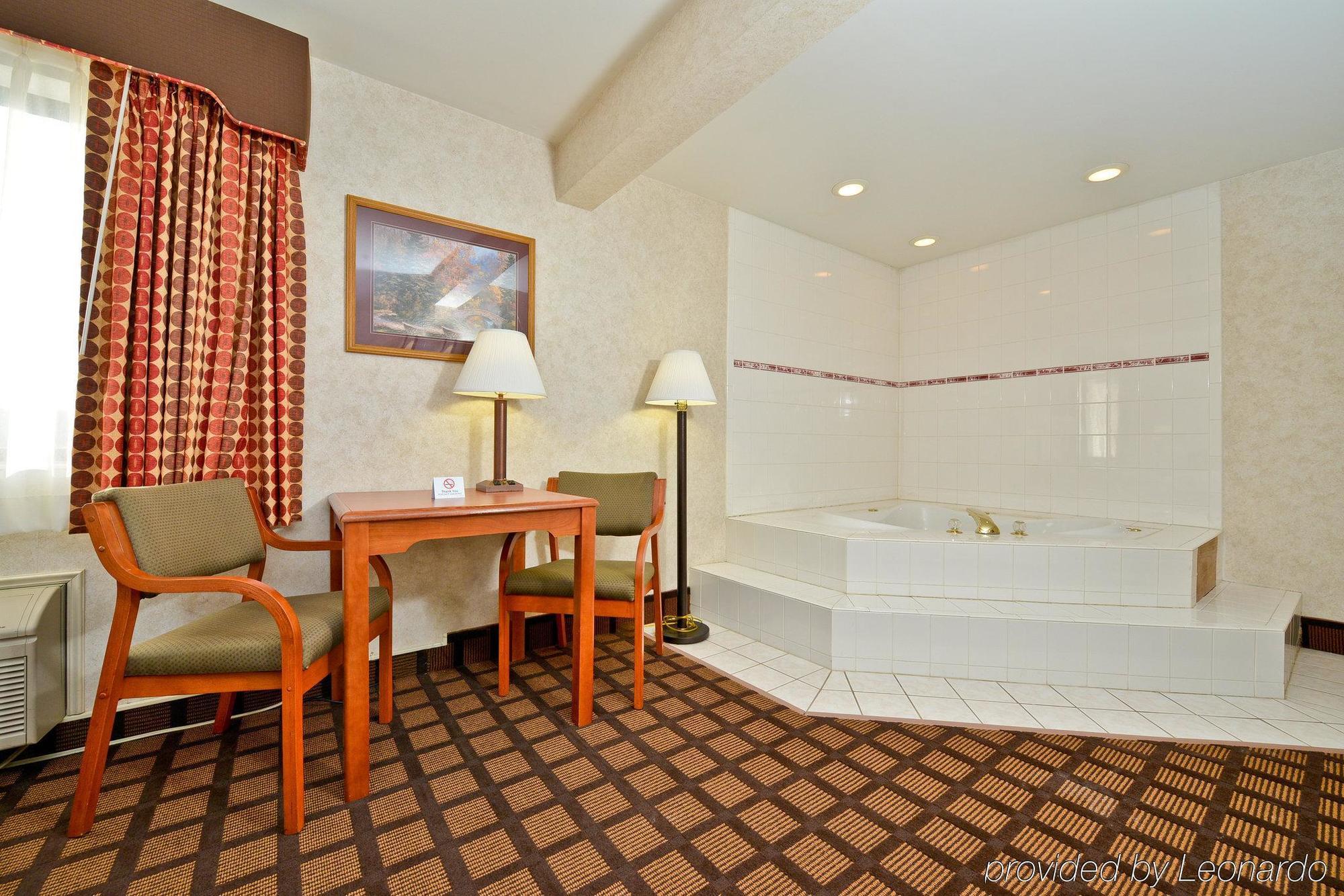 Quality Inn Monee I-57 Exterior photo